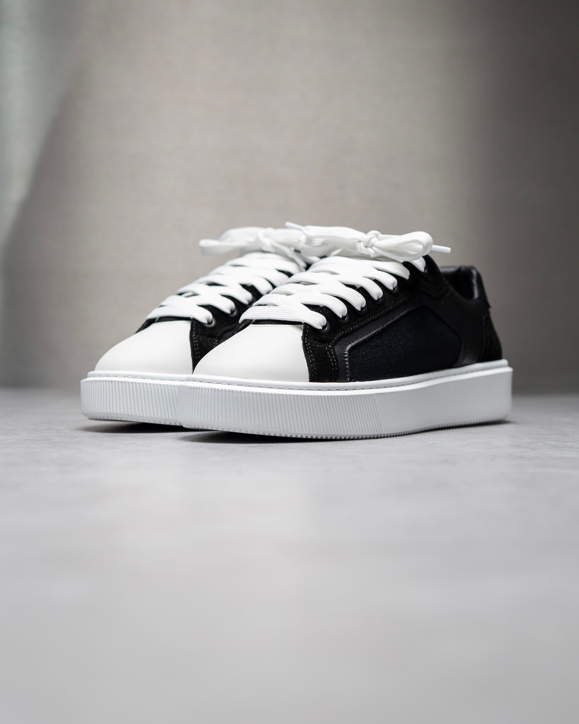 Blahnk Staple Sneaker Black/White